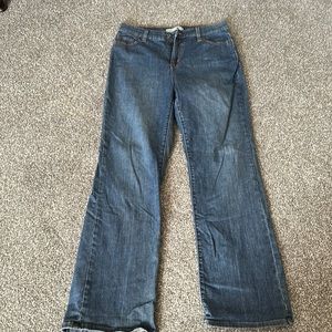 Levi’s boot cut 512 Jean